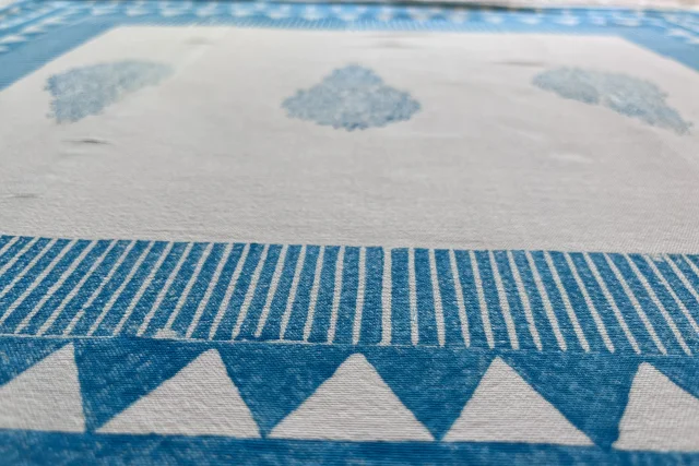 Un bloc de bois utilisé pour le block-printing