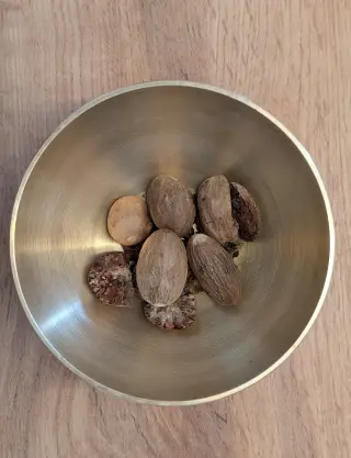 Produkt Ganze Muskatnuss Foto