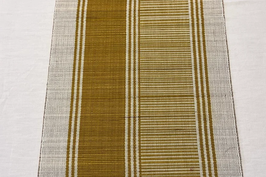 Chemin de table Madhurkathi moutarde