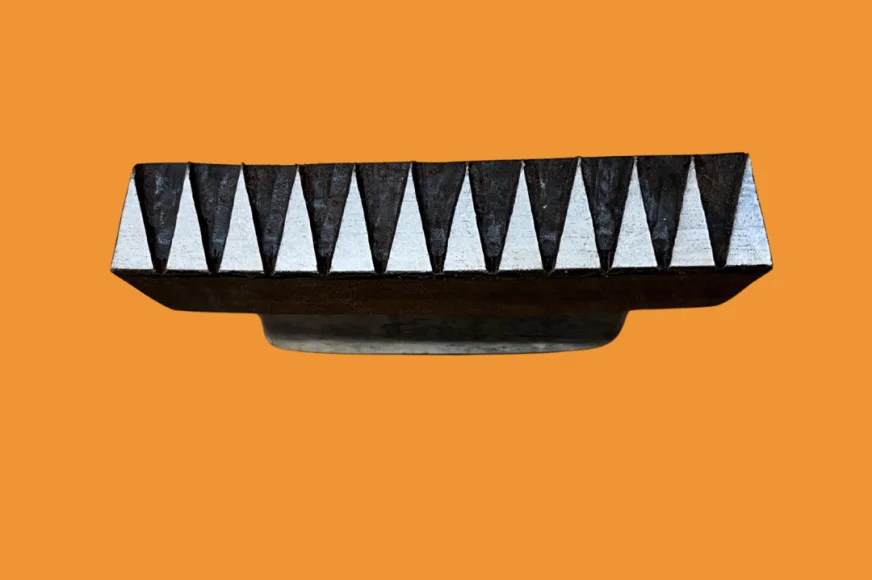 Bordure de triangles allongés