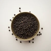 Poivre noir entier de Malabar