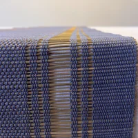 Chemin de table Madhurkathi bleu-gris