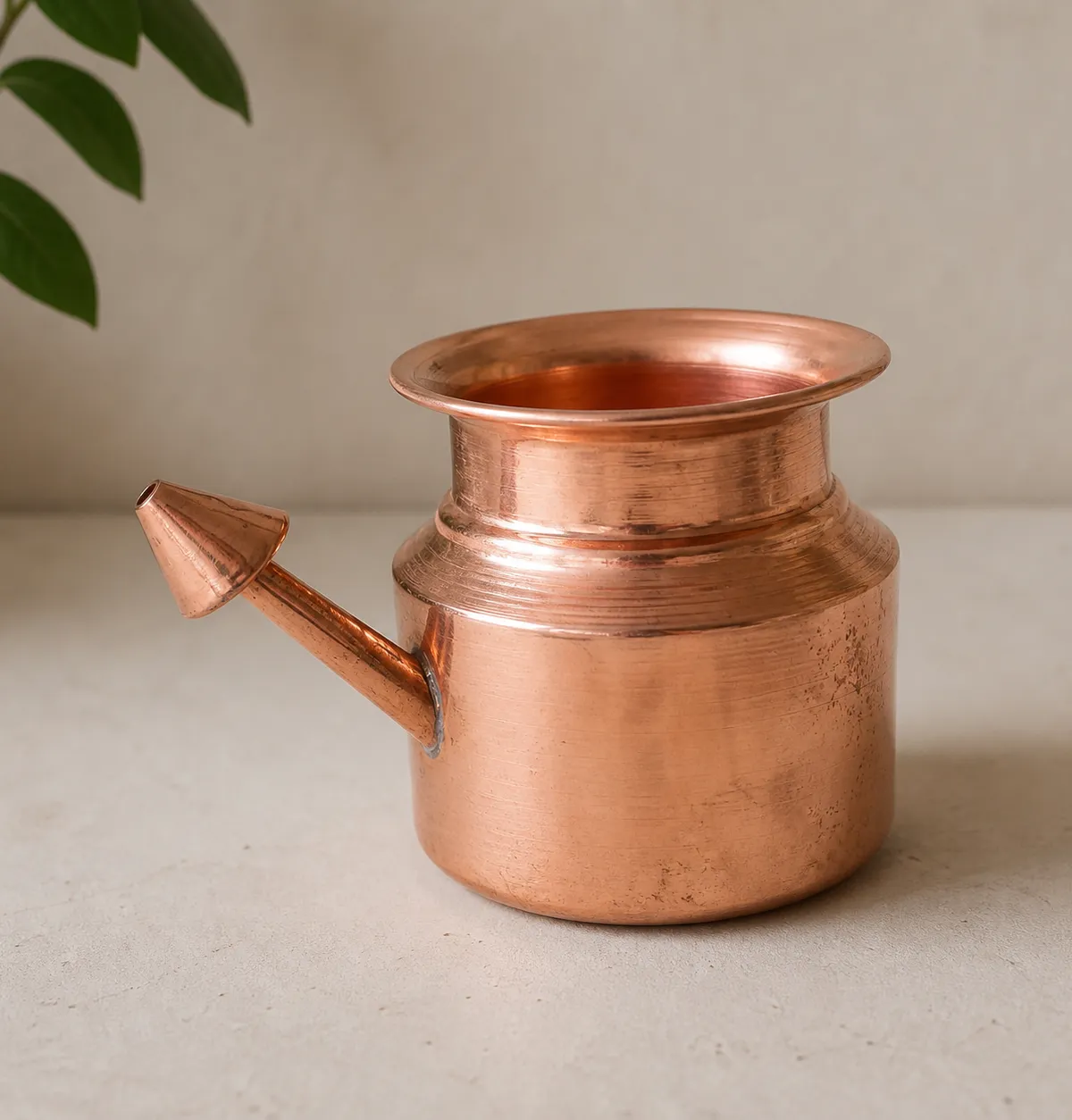Pot neti en cuivre | Jala Neti yoga ayurvéda | Table Indienne