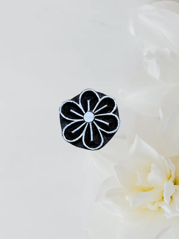 Petite fleur simple