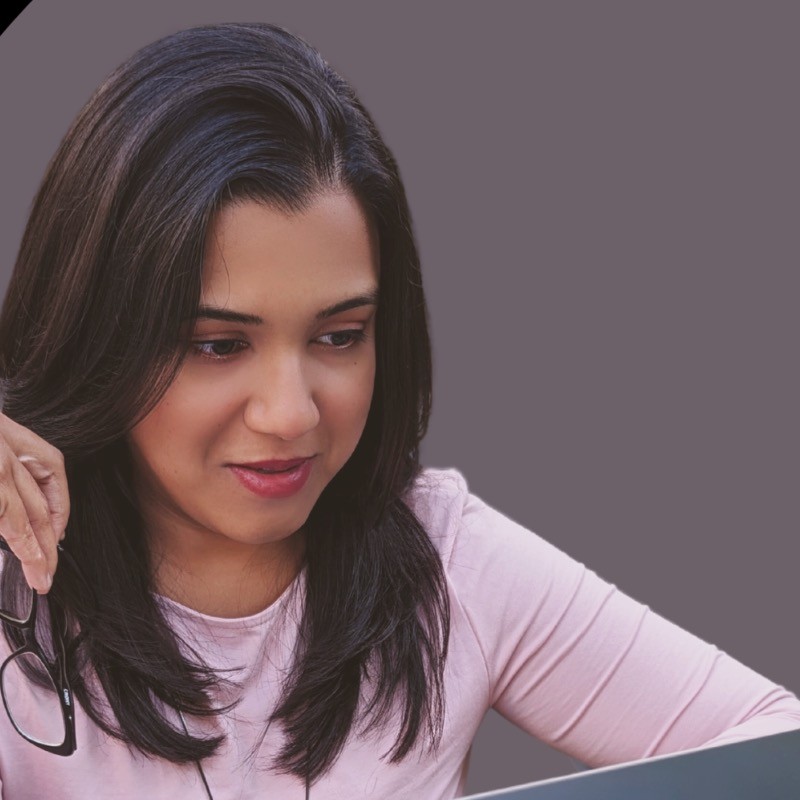 Portrait de Mihika Mahakal, fondatrice de Table Indienne